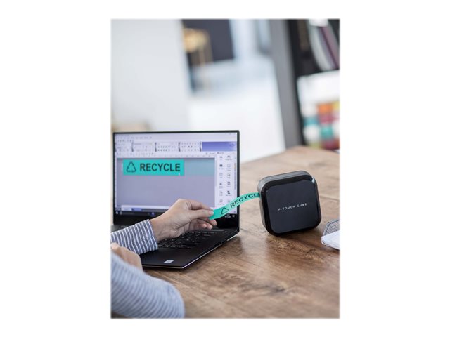 BROTHER P-touch P710BT Beschriftungsgeraet (P-TOUCH CUBE PLUS)